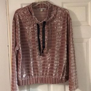 Rose colored long sleeve pullover